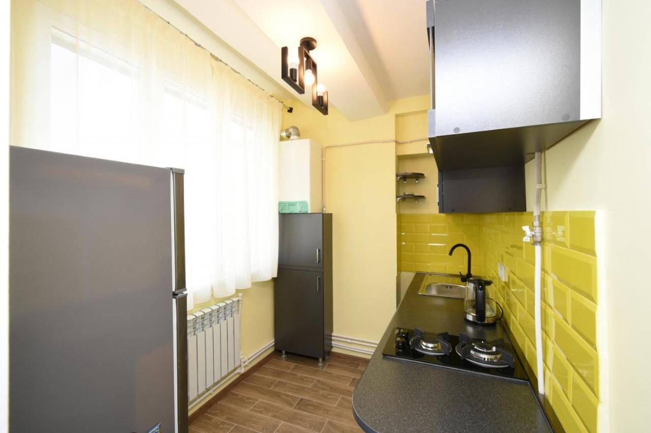 Positive Apartment In Center Of Yerevan City 外观 照片
